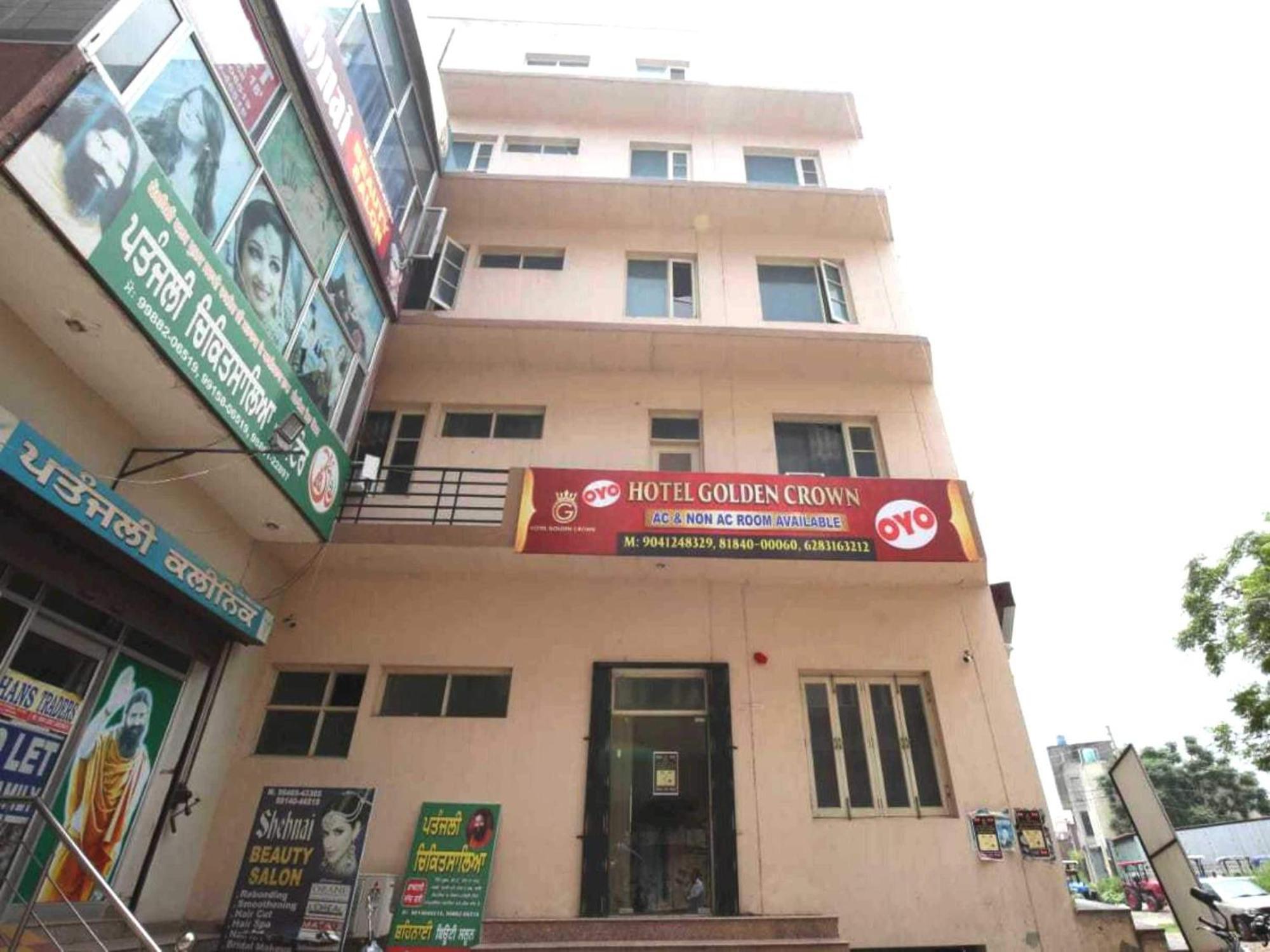 Oyo 91941 Hotel Golden Crown Sirhind 外观 照片